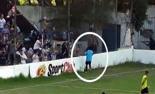 Aπίστευτο: Αστυνομικός πυροβόλησε ποδοσφαιριστή στη διάρκεια επεισοδίων (Video) - Media