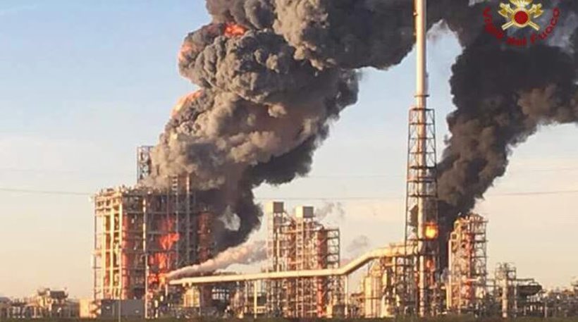 Δυο τραυματίες από έκρηξη σε διυλιστήριο στην Ιταλία  - Media