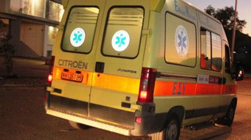 Ηλεκτρολόγος έχασε τη ζωή του ενώ στόλιζε για τα Χριστούγεννα στην Ηλεία - Media