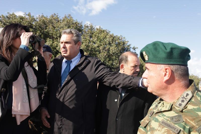 Πυρά Ποταμιού κατά Καμμένου: Γραφικός και επικίνδυνος - «Ξεπλένει» Χρυσαυγίτες - Τι απαντά το υπουργείο - Media