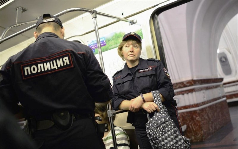 Φάρσα οι προειδοποιήσεις για βόμβα σε σταθμούς της Μόσχας - Media