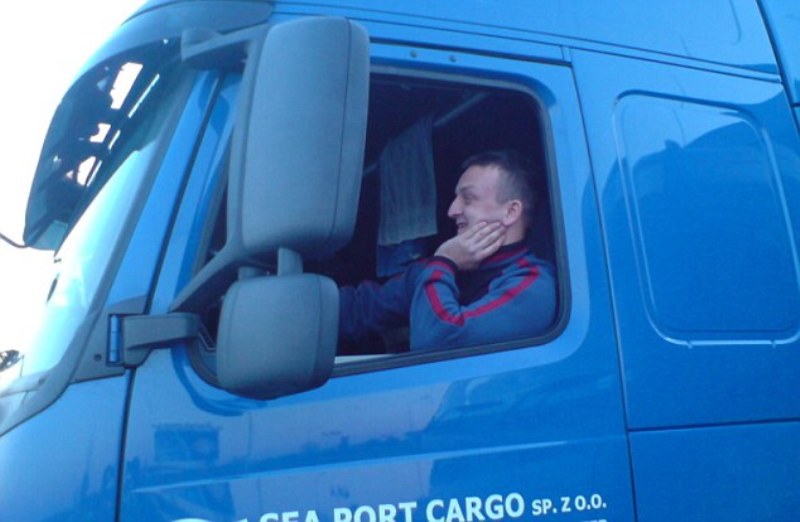 Βερολίνο: Ο οδηγός του φορτηγού ήταν ζωντανός και πάλευε με τον δράστη την ώρα της επίθεσης - Media