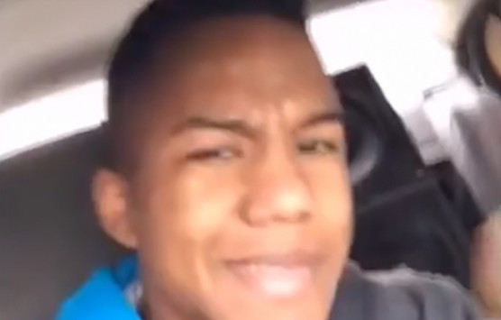 Έκανε live streaming στο facebook οδηγώντας με... 183 χλμ. - Τράκαρε και χαροπαλεύει (Video) - Media