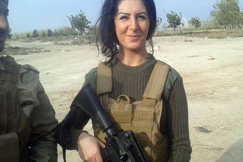 Σκοτώστε την!: Το ISIS επικήρυξε Δανέζα για ένα εκατ. δολάρια (Photos) - Media