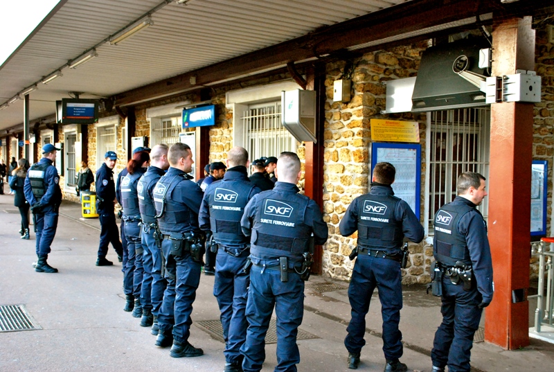 Ένοπλοι «πράκτορες ασφαλείας» στα γαλλικά τραίνα - Media