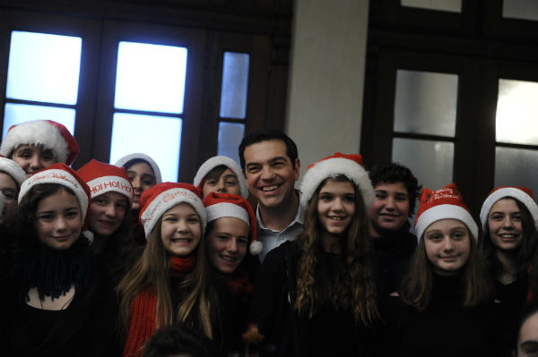 Οι ευχές του πρωθυπουργού για τα Χριστούγεννα  - Media