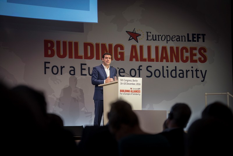 Τσίπρας:  Δεν θα εγκαταλείψουμε τον ελληνικό λαό στους "yesmen" - οπαδούς της λιτότητας  - Media