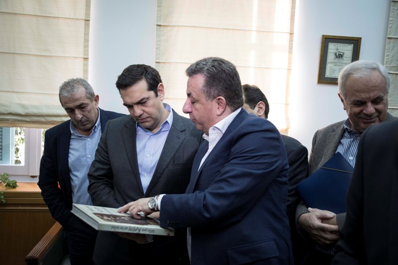 Μαξίμου: Τι συζήτησε ο Τσίπρας με τους αγρότες στο Ηράκλειο - Media