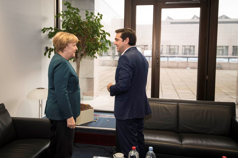 Τηλεφωνική επικοινωνία Τσίπρα-Μέρκελ για Τουρκία, Κυπριακό και προσφυγικό  - Media