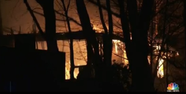 Τενεσί: Έντεκα νεκροί από φωτιά  - Εμπρησμό «βλέπουν» οι Αρχές(Video) - Media