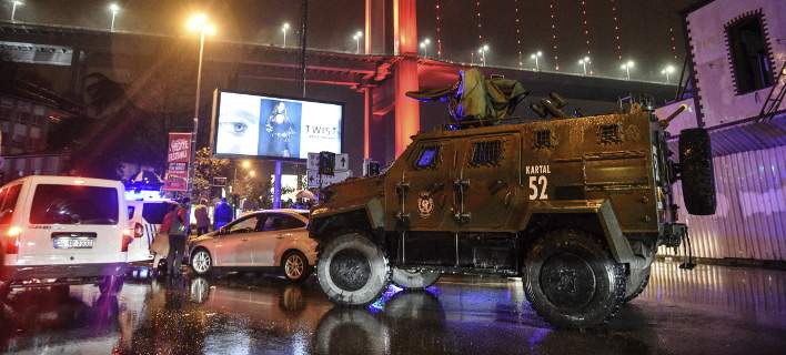 Στα χέρια των τουρκικών Αρχών ο μακελάρης του Reina - Σύμφωνα με το CNN Turk - Media