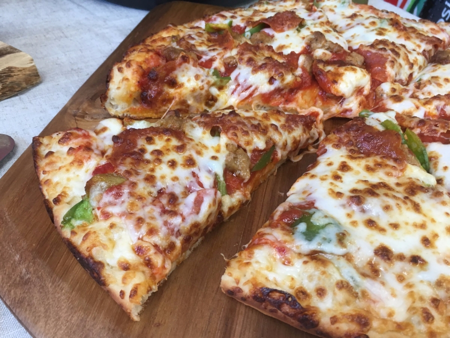 Το αηδιαστικό μυστικό διάσημης πίτσας - Media