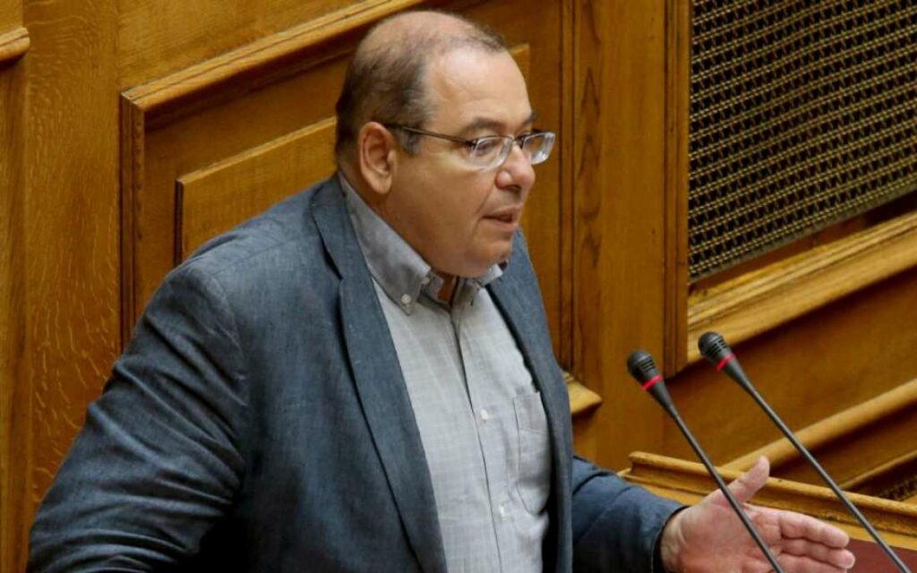 Απάντηση Μπαλωμενάκη σε Δ. Καμμένο - Media