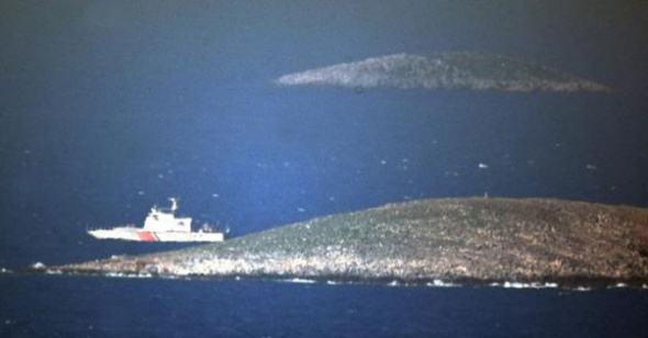 Επικίνδυνες προτροπές από Hurriyet: «Αντί για βόλτα στα Ίμια, να στείλουμε πρόσφυγες στην Ελλάδα» - Media