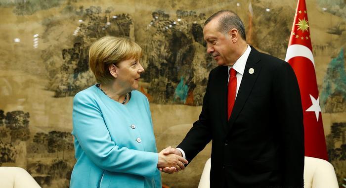 «Αγκάθια» για την κρίσιμη συνάντηση Μέρκελ - Ερντογάν την Πέμπτη - Media