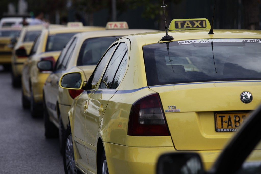Ξεκίνησαν οι αιτήσεις για τις νέες άδειες ταξί στην Αττική - Media