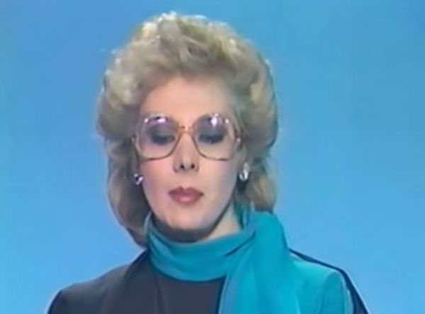 Η Κέλλυ Σακάκου το 1984 (Video) - Media