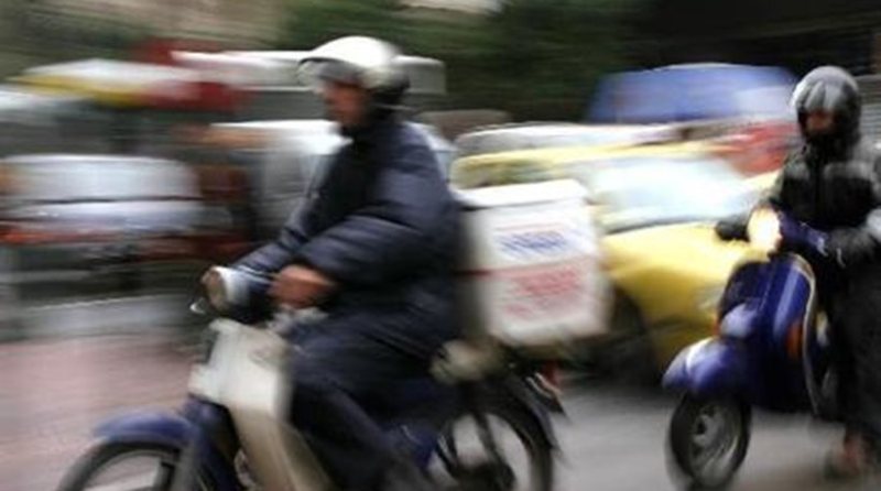 Θεσσαλονίκη: Ποινή φυλάκισης για τον ντελιβερά που αυνανιζόταν μπροστά σε πελάτισσα - Media