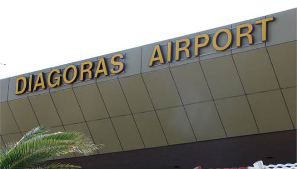 Ρόδος: Επέστρεψε στην Αθήνα αεροσκάφος που δεν μπόρεσε να προσγειωθεί στο αεροδρόμιο - Media