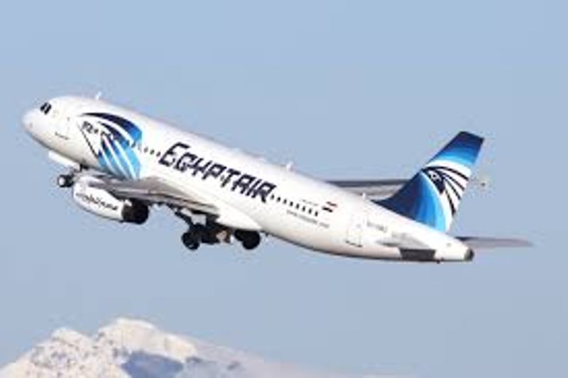 Η EgyptAir απαγόρευσε την επιβίβαση έξι πολιτών σε πτήση προς Νέα Υόρκη, μετά την απαγόρευση Τραμπ - Media