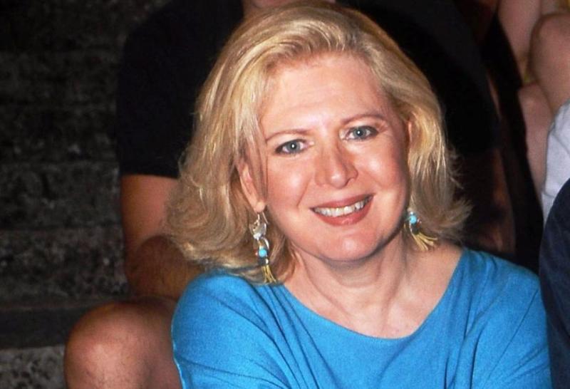 Το απίστευτο σχόλιο της Έλενας Ακρίτα για την επίθεση του Κώστα Καζάκου στους Έλληνες που μεταναστεύουν - Media