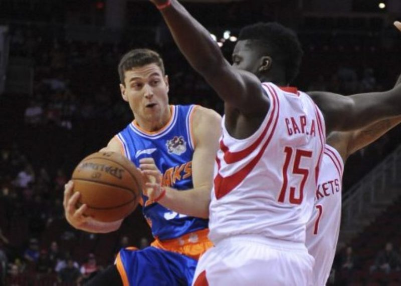 Διάσημος NBAer: Σταματάω το μπάσκετ, είμαι γκέι και δεν χάκαραν τον λογαριασμό μου  - Media