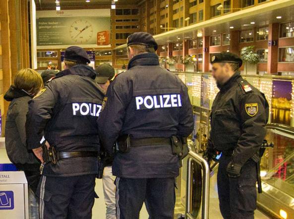 «Κόλαση» στην Αυστρία: Δεκάδες καταγγελίες για σεξουαλική παρενόχληση την Πρωτοχρονιά - Media