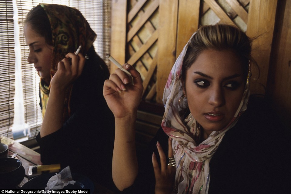 Η ζωή στο Ιράν πριν από την επανάσταση (Photos) - Media