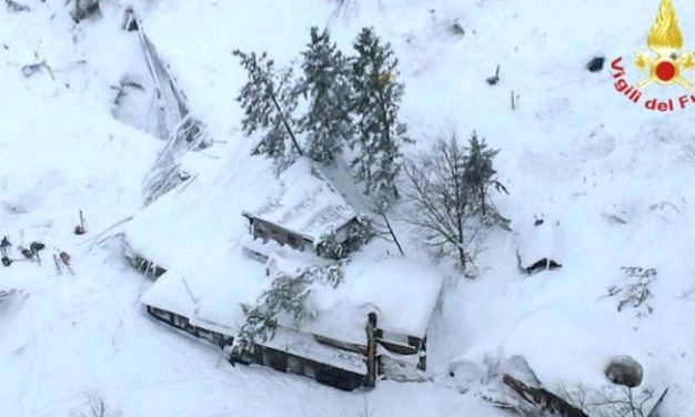 Τέσσερις νεκροί έχουν ανασυρθεί από τα συντρίμμια του ξενοδοχείου στην Ιταλία-Οι αγνοούμενοι είναι πάνω από 25(Photos-Video) - Media