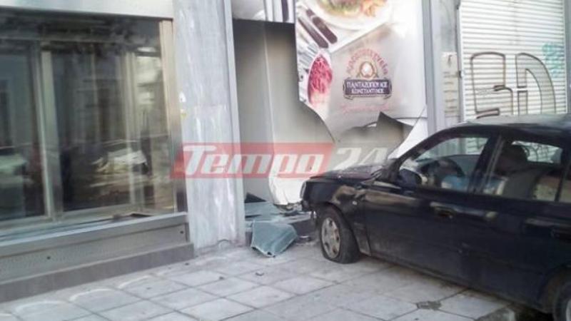 Πάτρα: Αυτοκίνητο «μπούκαρε» σε κρεοπωλείο μετά από τροχαίο  - Media