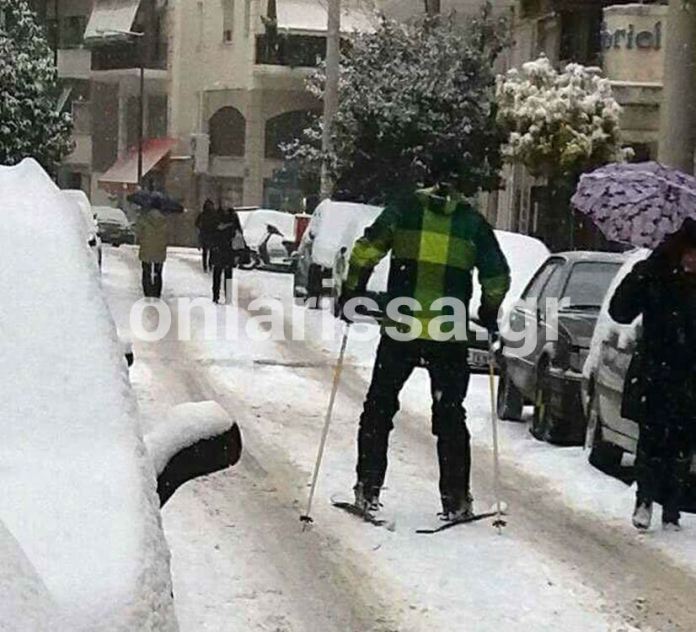 Bγήκε για σκι στο… κέντρο της Λάρισας - Media