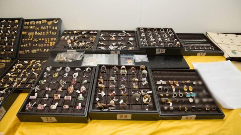 Έκθεση με τα... κλοπιμαία της «μαφίας των Ρομά» κάνει η αστυνομία (Photos) - Media