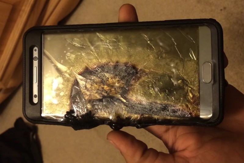 Αποκαλύφθηκε ο λόγος που... έπαιρναν φωτιά τα Note 7 της Samsung - Media