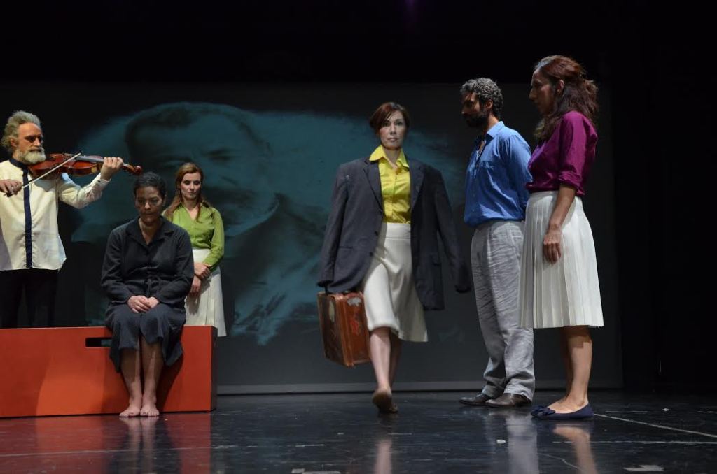 «ΠΑΠΑΔΙΑΜΑΝΤΗΣ : Ένα Θεατρικό Ντοκιμαντέρ» - Media