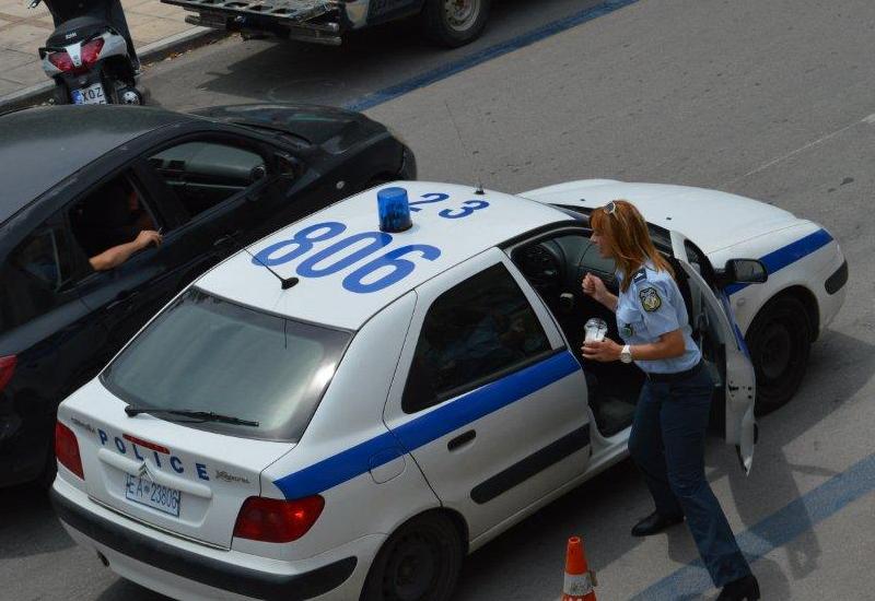 «Συμμορία με τις Φεράρι»: Νέα επιχείρηση της αστυνομίας - Ανοίγουν θυρίδες, έφοδοι σε σπίτια - Media