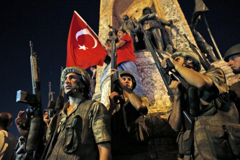 Τουρκία: Ισόβια σε δύο υψηλόβαθμους στρατιωτικούς στην πρώτη καταδίκη για το πραξικόπημα - Media