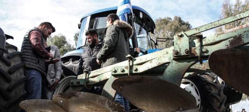 Αγροτικές κινητοποιήσεις: Έκλεισε η Νέα Εθνική Οδός Κορίνθου-Πατρών - Media