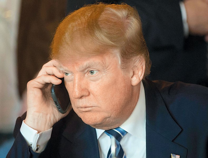 Ντόρτμουντ προς Τραμπ: Πιστεύουμε μόνο σε ένα τείχος (Photo) - Media