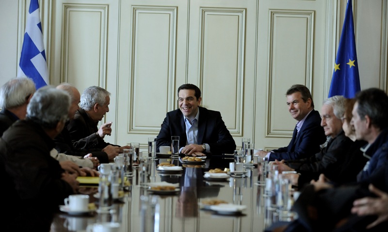 Τσίπρας προς συνταξιουχικές οργανώσεις: «Όχι σε νέα μέτρα μετά το 2018, ναι σε κόφτη για έναν χρόνο» - Media
