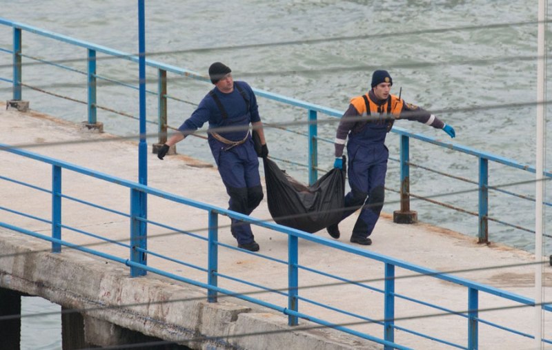 Ο συγκυβερνήτης του Τουπόλεφ μάλλον τράβηξε τον λάθος μοχλό και το αεροσκάφος συνετρίβη - Media
