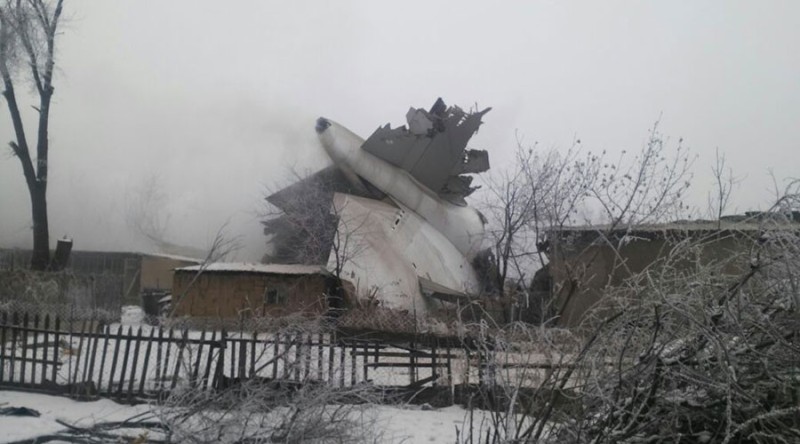 Κιργιστάν: Λάθος χειρισμός του πιλότου οδήγησε στην συντριβή του Boeing 747 - Τουλάχιστον 37 νεκροί (Photos-Videos) - Media