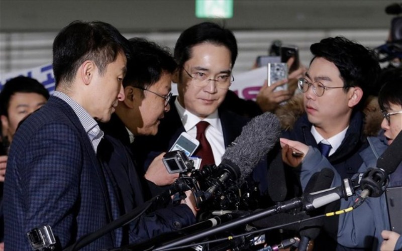 Στο σπίτι του επέστρεψε το αφεντικό της Samsung-To διακστήριο δεν έβγαλε ένταλμα σύλληψης - Media