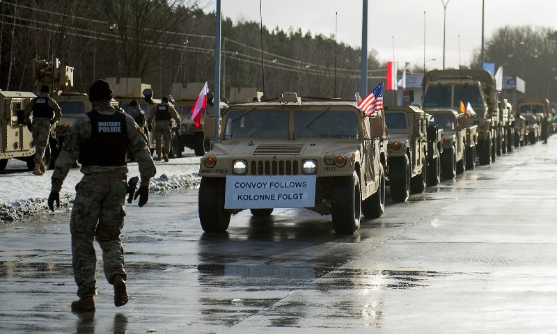 Χιλιάδες Αμερικάνοι στρατιώτες στην Πολωνία - Οργή από τη Μόσχα (Video) - Media