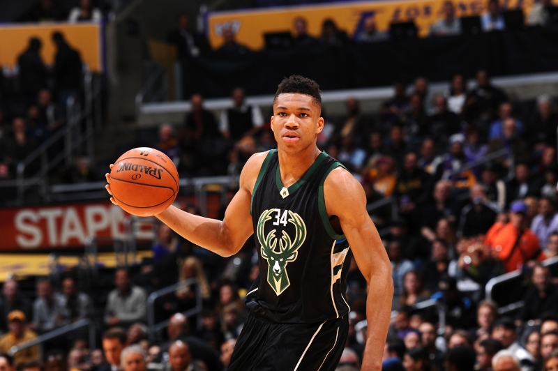 Τσίπρας προς Αντετοκούνμπο: Μπράβο Γιάννη - Media