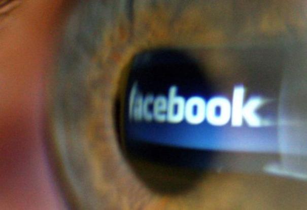 Η μεγάλη αλλαγή στο facebook -  Και ο κάθε κατεργάρης στον πάγκο του - Media