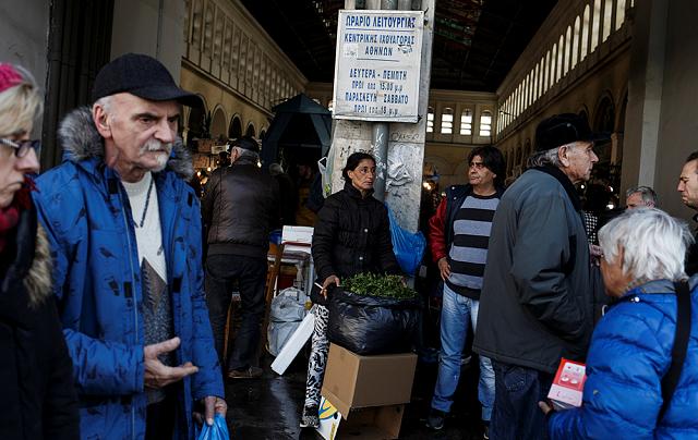 Reuters: Η φτώχεια στην Ελλάδα είναι πρωτοφανής! - «Φυτοζωούμε. Απλώς υπάρχουμε» (Photo) - Media