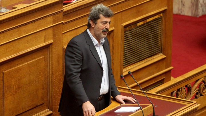 Με ποιον έβγαλε selfie ο Πολάκης στη Βουλή (Photo) - Media