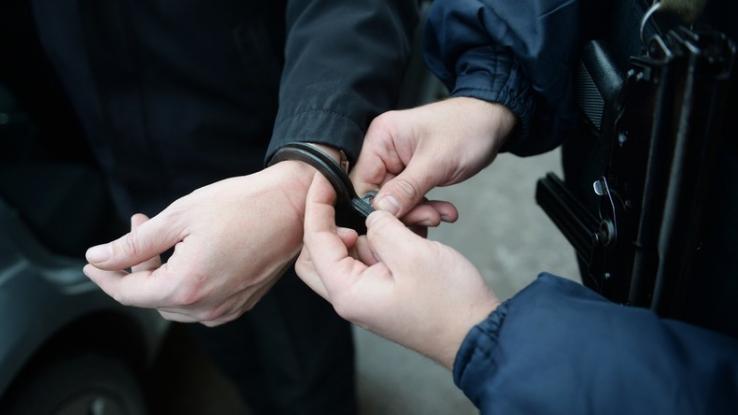 Η πρώτη φωτογραφία του Τούρκου που συνελήφθη στη Σαλαμίνα για κατασκοπεία - Συνταξιούχος υπαξιωματικός του τουρκικού πολεμικού ναυτικού (Photo) - Media