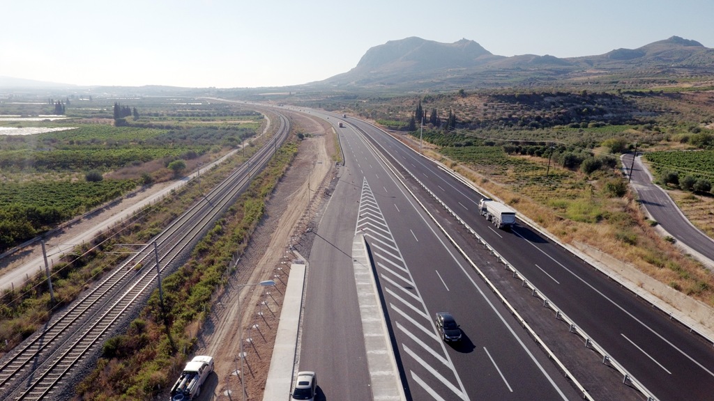 Διακοπή κυκλοφορίας τα ξημερώματα στην εθνική οδό Θεσσαλονίκης - Αθηνών - Media