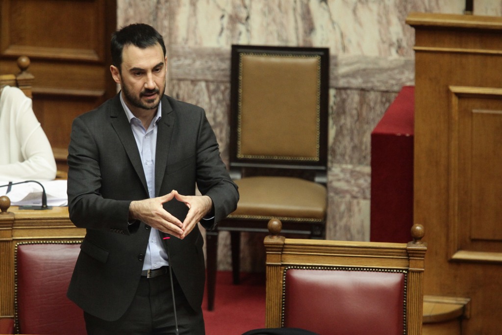 Χαρίτσης: Δεν μπορούμε να πάμε σε συμφωνία που θα δεσμεύει την οικονομία χειροπόδαρα - Media